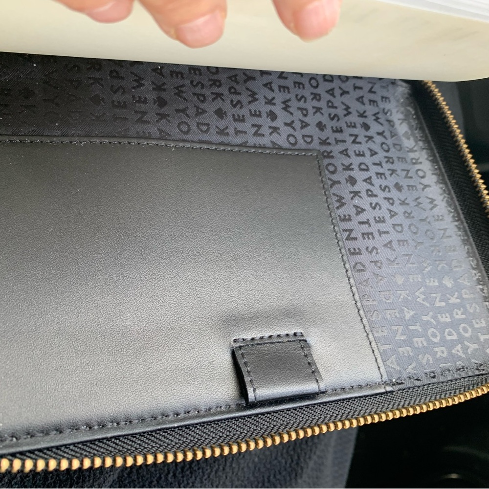 Kate Spade Black Zip-Around Wallet & Personnel Organizer - Picture 6 of 7
